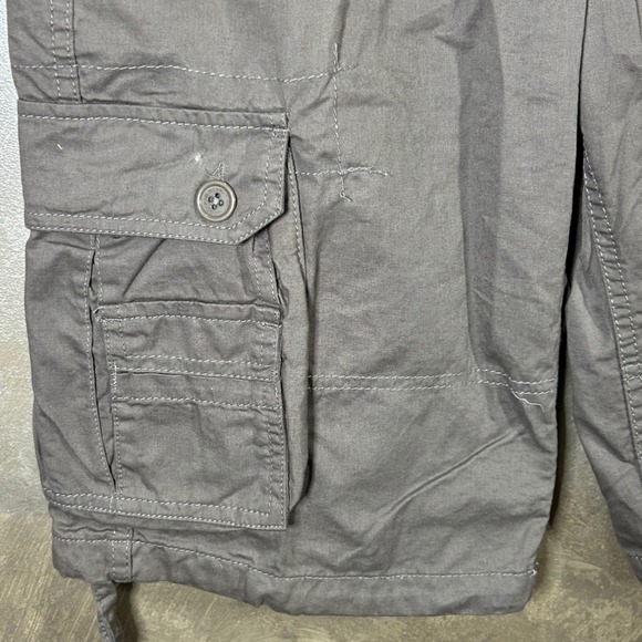 PJ MARK Men's Grey Cargo Shorts with Belt Size 30 Cotton Flat Front NWT - Picture 2 of 11